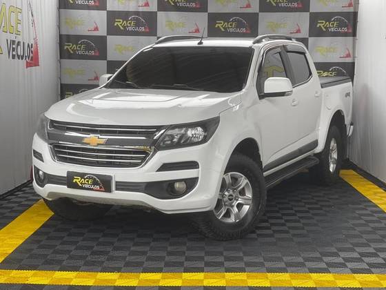 CHEVROLET S10 2.8 LT 4X4 CD 16V TURBO DIESEL 4P MANUAL CHEVROLET S10 2.8 LT 4X4 CD 16V TURBO DIESEL 4P MANUAL